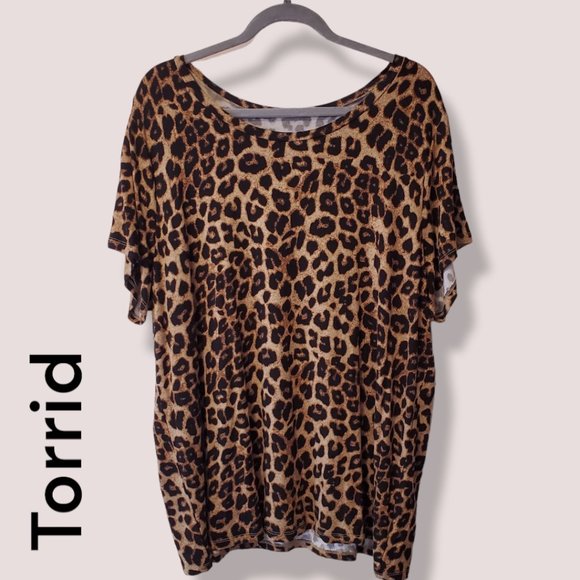 torrid Tops - NWOT Leopard Print Super Soft Knit Tee